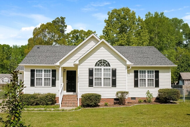 property at 1432 Smokey Mountain Dr