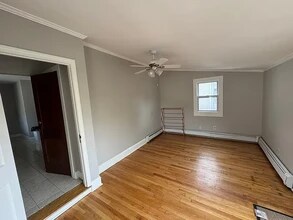 89 Bailey Rd, Unit 1 in Somerville, MA - Foto de edificio - Building Photo