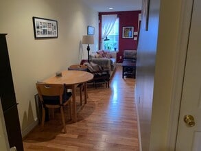 18 S Castle St in Baltimore, MD - Building Photo - Building Photo
