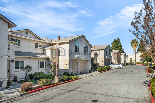 84 Rosebay Ct in San Jose, CA - Building Photo - Building Photo