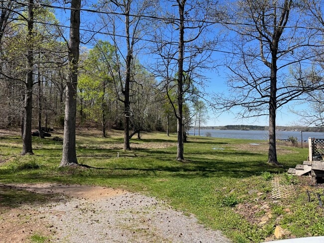 8427 Stemley Bridge Rd in Talladega, AL - Building Photo - Building Photo