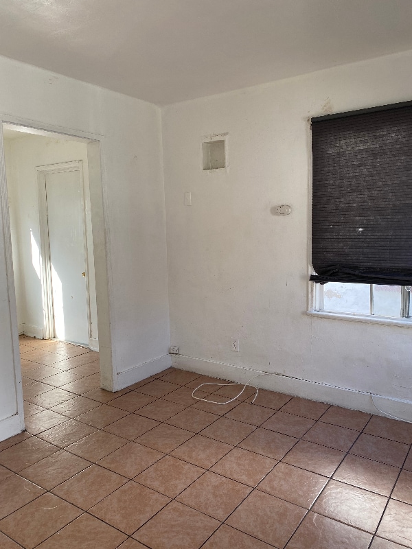 5723 Gage Ave in Bell Gardens, CA - Building Photo - Building Photo