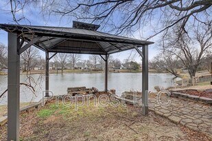 7432 Overlook Dr in Southaven, MS - Building Photo