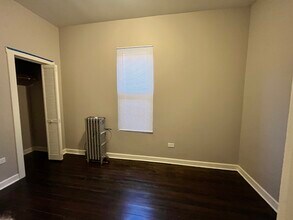 1722 N Central Park Ave, Unit 1 in Chicago, IL - Building Photo - Building Photo