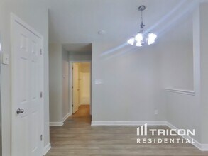 103 Tanyard Ln in Charlotte, NC - Building Photo - Building Photo