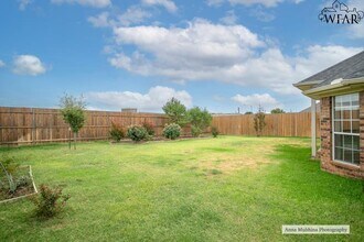 8 St Andrews Ct in Wichita Falls, TX - Building Photo - Building Photo