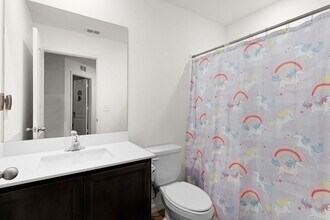 1136 Sea Pines Ct in Tavares, FL - Building Photo - Building Photo
