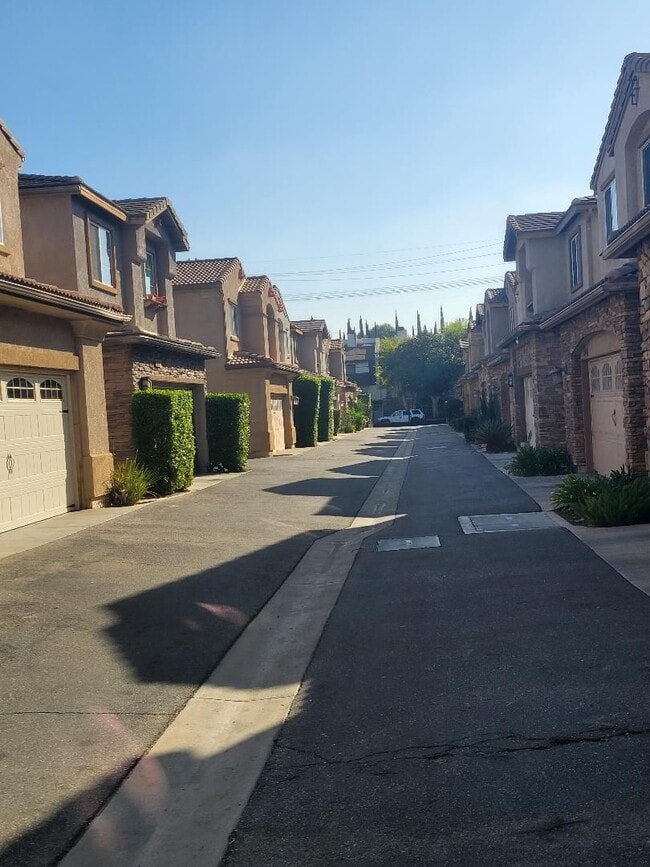 22119 Cajun Ct in Los Angeles, CA - Building Photo - Building Photo