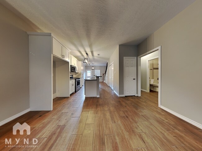850 Palmdate in Montgomery, TX - Building Photo - Building Photo