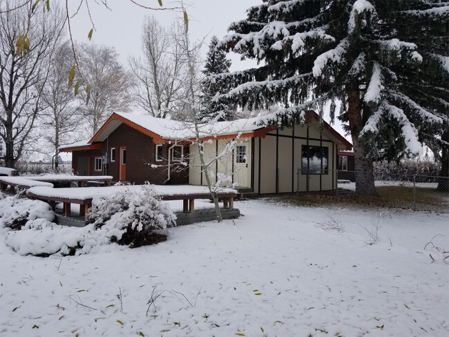 6039 Gooch Hill Rd in Bozeman, MT - Building Photo - Building Photo
