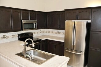 1521 NW 105th Ave in Plantation, FL - Building Photo - Building Photo