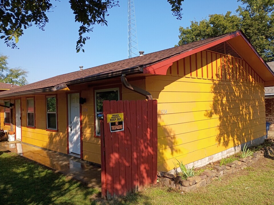 1714 S 28th St, Unit 1714 in Fort Smith, AR - Building Photo