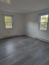 103 Horse Pond Rd, Unit 103 Salem in Salem, CT - Building Photo - Building Photo
