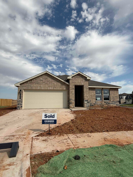 2800 Stormy St in Yukon, OK - Building Photo