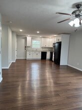 139 School Side Dr, Unit 139 B Schoolside Drive in Brandenburg, KY - Building Photo - Building Photo