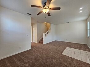 8 Halsey Pl in Sacramento, CA - Building Photo - Building Photo