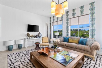 3620 S Dixie Hwy in West Palm Beach, FL - Building Photo - Building Photo