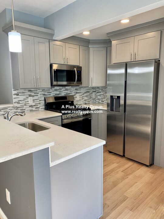 41 Cornwall St, Unit 1 in Boston, MA - Building Photo