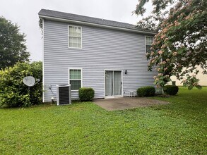 1666 Mossberg Dr in Sumter, SC - Building Photo - Building Photo