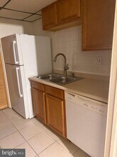 8675 Seasons Way in Lanham, MD - Building Photo - Building Photo