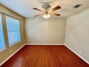 1823 Greening Way in Leander, TX - Building Photo - Building Photo