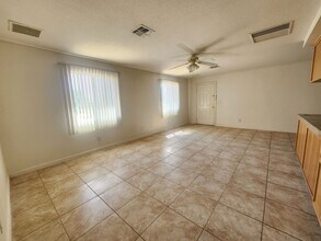 72454 El Paseo Dr in Twentynine Palms, CA - Building Photo - Building Photo