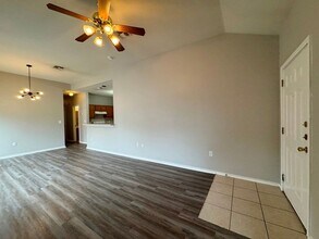 1717 Constantino Cir in Austin, TX - Building Photo - Building Photo