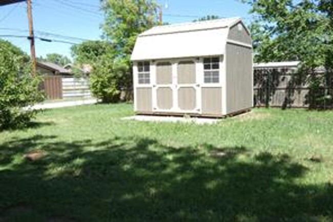 3702 Ambler Ave in Abilene, TX - Building Photo - Building Photo