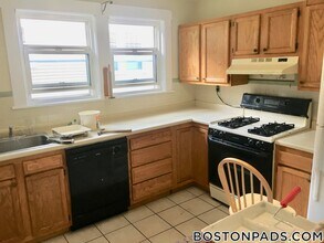 102 Nonantum St in Boston, MA - Building Photo - Building Photo