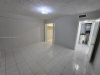 201 NW 47th Ave, Unit 2 in Miami, FL - Building Photo - Building Photo