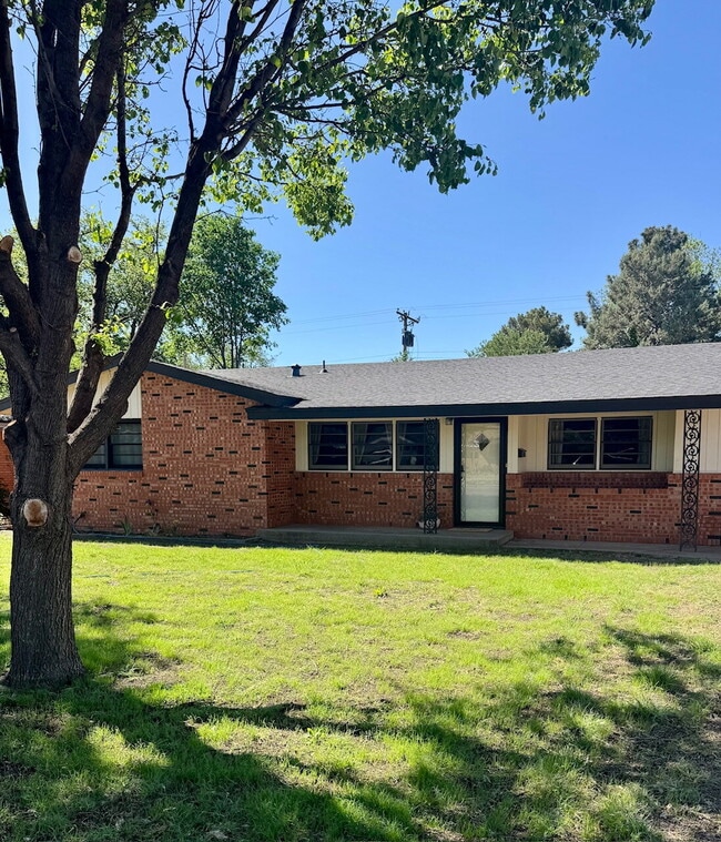 2823 54th St in Lubbock, TX - Building Photo - Building Photo