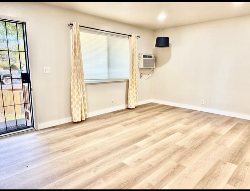 1924 Celeste Ct in Modesto, CA - Building Photo