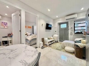 Brand New Gorgeous 1.5 bedroom with Centra in Brooklyn, NY - Building Photo - Building Photo