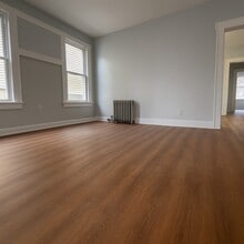 55 Schley St, Unit Apt #1 in Newark, NJ - Building Photo - Building Photo
