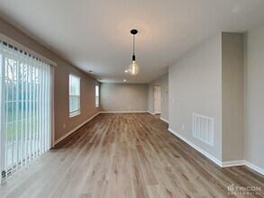 2556 Grove Park Way in Columbia, TN - Building Photo - Building Photo