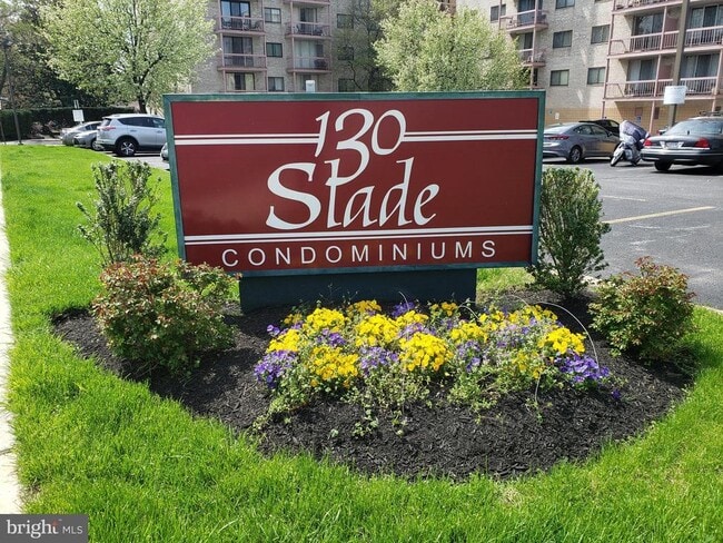 130 Slade Ave
