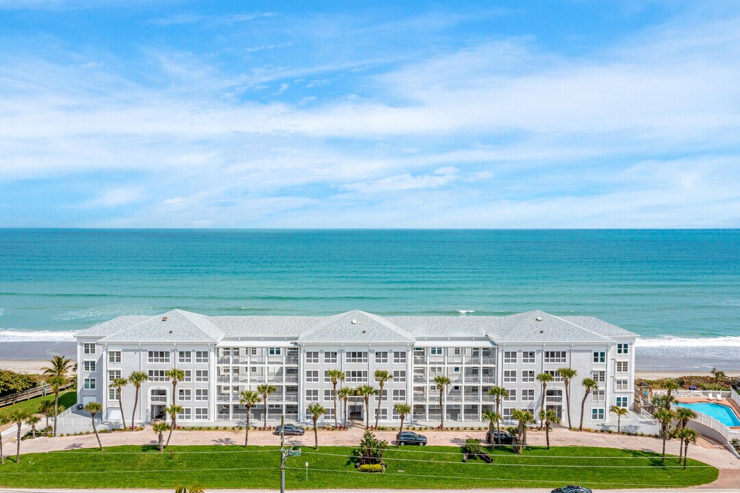 3037 S Hwy A1A in Melbourne Beach, FL - Foto de edificio