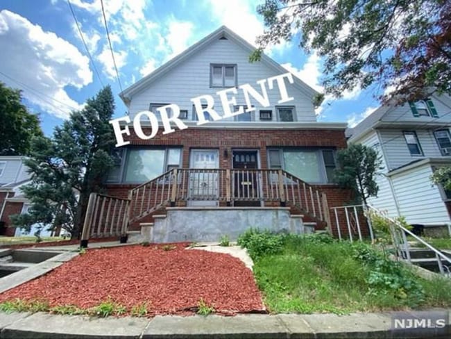 property at 48 High St