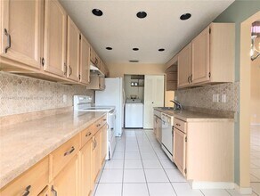 1322 Sandpiper Blvd in Homestead, FL - Building Photo - Building Photo