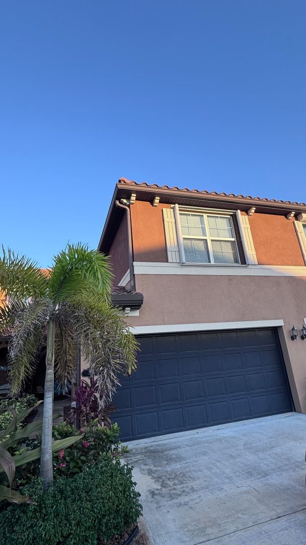 property at 759 Simeon Dr