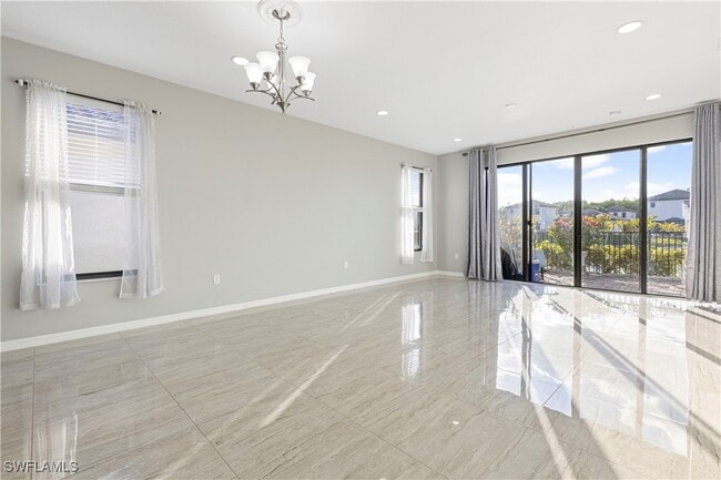 8976 Madrid Cir in Naples, FL - Building Photo - Building Photo