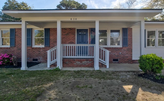 610 Conway Cir in Camden, SC - Building Photo - Building Photo