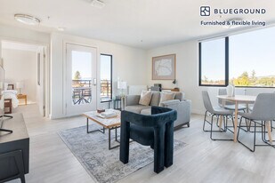 1698 University Ave in Berkeley, CA - Building Photo