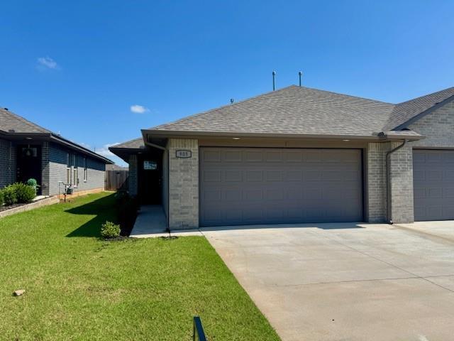 905 Coles Creek in Yukon, OK - Building Photo - Building Photo