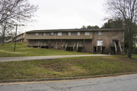 Highland Apartments in Newnan, GA - Foto de edificio - Building Photo