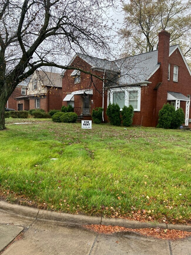 14397 Cedar Rd Rentals in South Euclid, OH