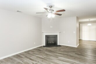 3031 Crabapple Ln in Dallas, NC - Building Photo - Building Photo