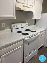 1041 W Barton St, Unit N in Greensboro, NC - Foto de edificio - Building Photo