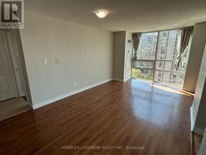 208-1208 Enfield Pl in Mississauga, ON - Building Photo - Building Photo