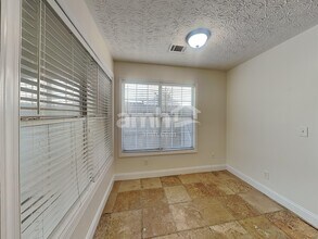 677 New England Way in Lawrenceville, GA - Building Photo - Building Photo